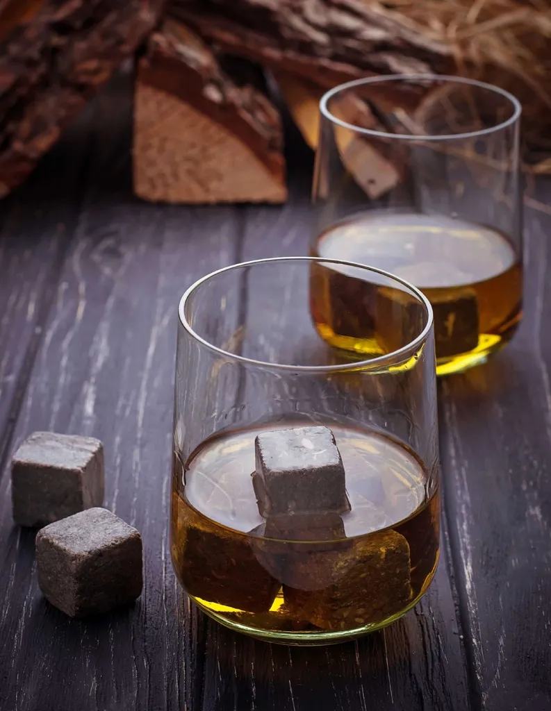 Echos 4er Whisky Steine Set aus Granit | Wieder verwendbar | Im hochwertigem Stoffbeutel | Echos 4er Whisky Steine Set Aus Granit | Wieder Verwendbar | Im Hochwertigem Stoffbeutel | -kaufland verkäufe 219bb78da1e6b8272ee881864eda4b44