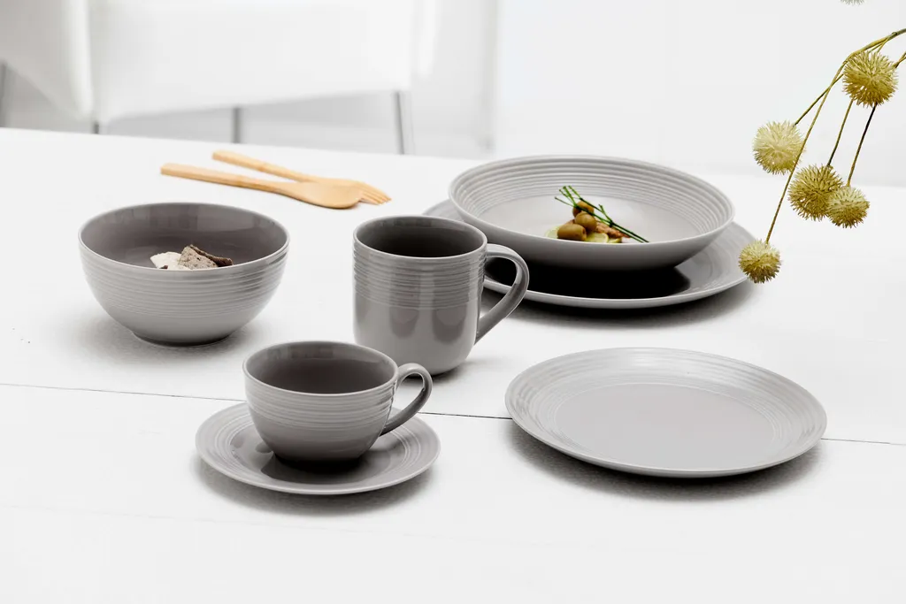 Kaffee- und Tafelservice 42 tlg. Levi grau Kaffee- Und Tafelservice 42 Tlg. Levi Grau -kaufland verkäufe 82d6582a8ac79d86c551aa0c9e455285 4