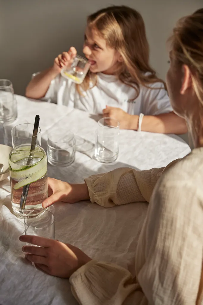 AARKE Karaffe mit Rührlöffel Nesting Carafe und Mixing Spoon Kristallglas 1,1L AARKE Karaffe Mit Rührlöffel Nesting Carafe Und Mixing Spoon Kristallglas 1,1L -kaufland verkäufe ab9ad167aa1cf4d8e74704d68f9b107b