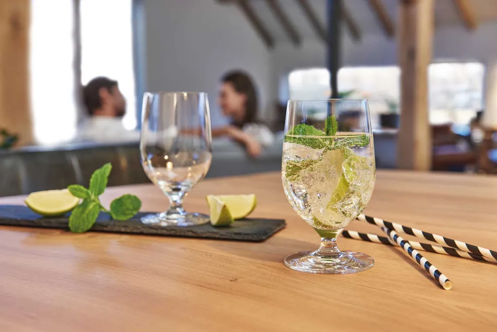 LEONARDO 061453 Ciao+ Wasserkelch, Glas, 310 ml, H 13 cm, klar (6 Stück) LEONARDO 061453 Ciao+ Wasserkelch, Glas, 310 Ml, H 13 Cm, Klar (6 Stück) -kaufland verkäufe cc3c22f72af3dfd720b7812c35203b6a